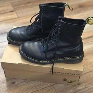 Dr. Martens Women's 1460 8-Eye Lace-Up Boot Combat, Black Nappa 8
